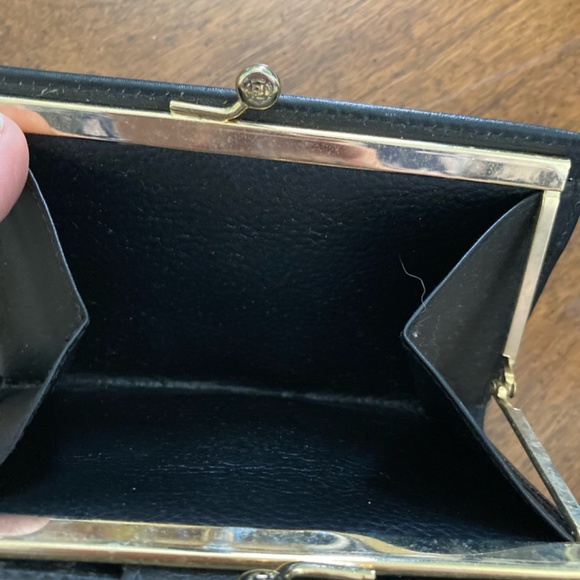 Fendi Wallet - Picture 3 of 7